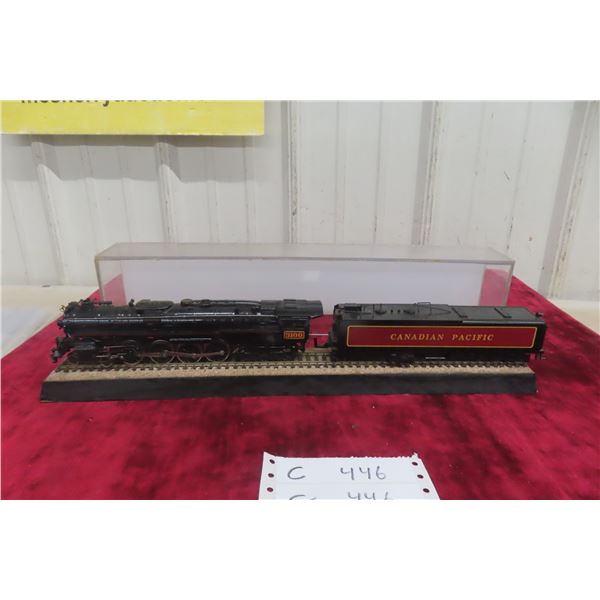 Bachmann Canadian Pacific Train Locomotive No. 3100 With Display Case 18" Long