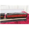 Image 3 : Bachmann Canadian Pacific Train Locomotive No. 3100 With Display Case 18" Long