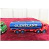 Image 5 : 2x Dinky Supertoys Tanker Trucks, 7", Matchbox and Hartoy