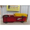 Image 11 : Structo Hydraulic Dump Truck, Pressed Steel, 1950s–1960s, 21" (Pin on Cylinder Needs Adjusting)