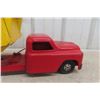 Image 7 : Structo Hydraulic Dump Truck, Pressed Steel, 1950s–1960s, 21" (Pin on Cylinder Needs Adjusting)