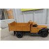 Image 4 : 2x Promotional Die Cast Utility Trucks, 1/16 Scale