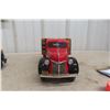 Image 7 : 2x Promotional Die Cast Utility Trucks, 1/16 Scale