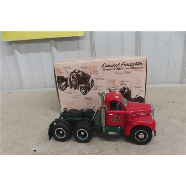 First Gear Eastwood Automobilia Museum Edition Mack B-61, Die Cast, 1/25 Scale
