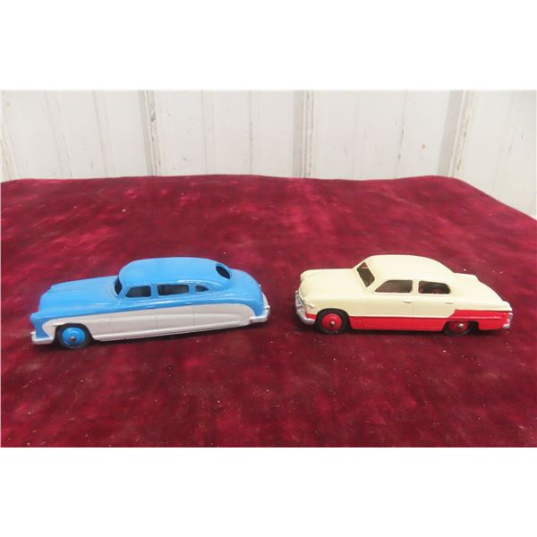 2x Dinky Cars, Hudson Sedan and Ford Sedan, 4"