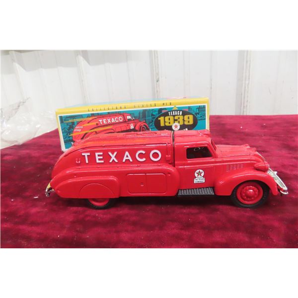 ERTL Texaco 1939 Dodge Airflow Tanker Coin Bank, Die Cast, 8 1/2"