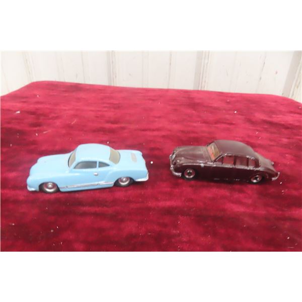 2x Dinky Cars 195 Jaguar + Volkswagon, 4"