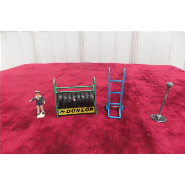 Dinky Dunlop Tire Rack Wheeler Cart Stand
