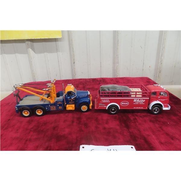 2x First Gear Die 1/34 Scale Cast Mack Tow Truck + 53 White Delivery Truck