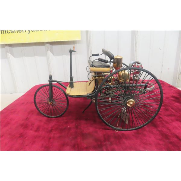 Franklin Mint Precision Model 1886 Benz Patent Motorwagen 1/8 Scale