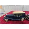 Image 4 : 2x Tin Friction Japanese Limousine & Bandai Ford Roadster, 6 1/2" and 7 1/2"