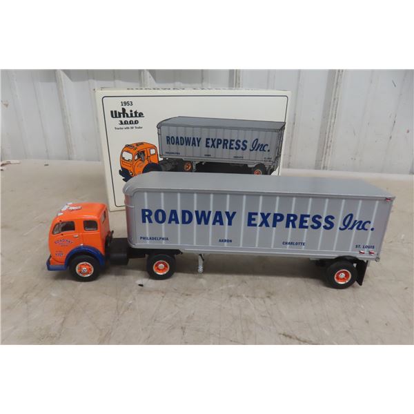 First Gear 1953 White 3000 Semi Trailer Die Cast, 1/34 Scale, In Box