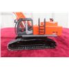 Image 2 : ERTL Hitachi Excavator Model Zaxis 450, 1/50 Scale