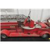 Image 3 : 1950s Pressed Steel Doepke Model Toy Aerial Ladder Fire Truck 32" Long