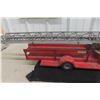 Image 4 : 1950s Pressed Steel Doepke Model Toy Aerial Ladder Fire Truck 32" Long