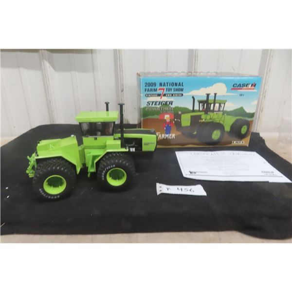 ERTL Steiger Panther KM325 Die Cast Tractor 1/32 Scale In Box