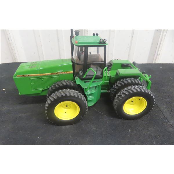ERTL 1/32 Scale Die Cast John Deere 8960 Tractor No Box