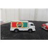 Image 4 : Fuel Tanker - Semi Truck Metal 1999 Hot Wheels 1/11.5 + Pepsi Corgi Layland Made in Great Britain