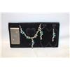 Image 1 : SILVER TONE JEWELRY SET WITH BLUE ACCENTS