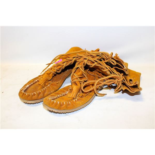 SIZE 11 RAWHIDE MUKLUKS-ESTATE