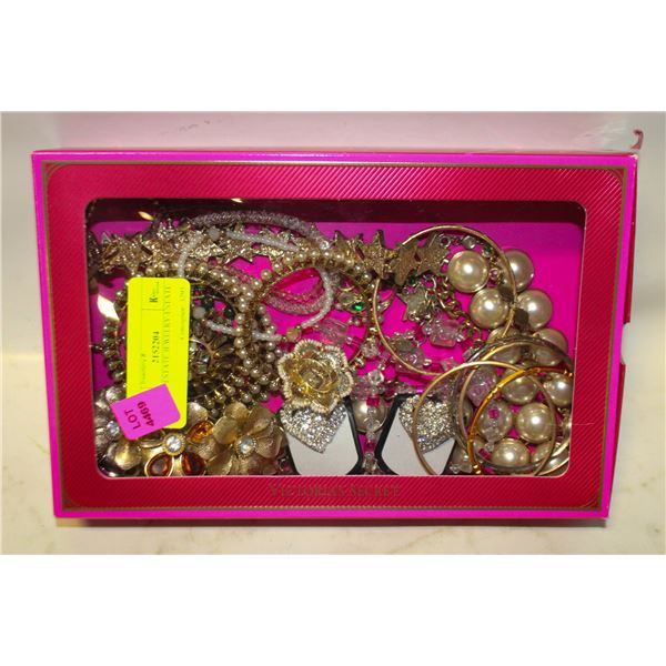 BOX OF ESTATE JEWELRY-ESTATE