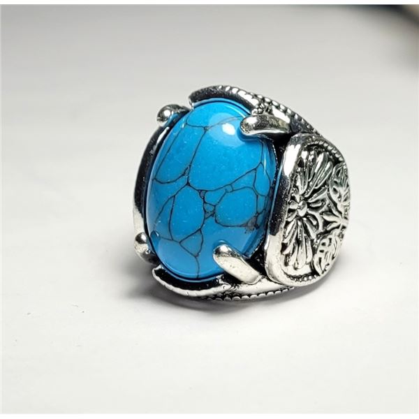16)  SILVER TONE AND TURQUOISE SIZE 5 RING