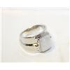 Image 1 : 15)  WIDE SHINEY SILVER TONE SIZE 10 RING