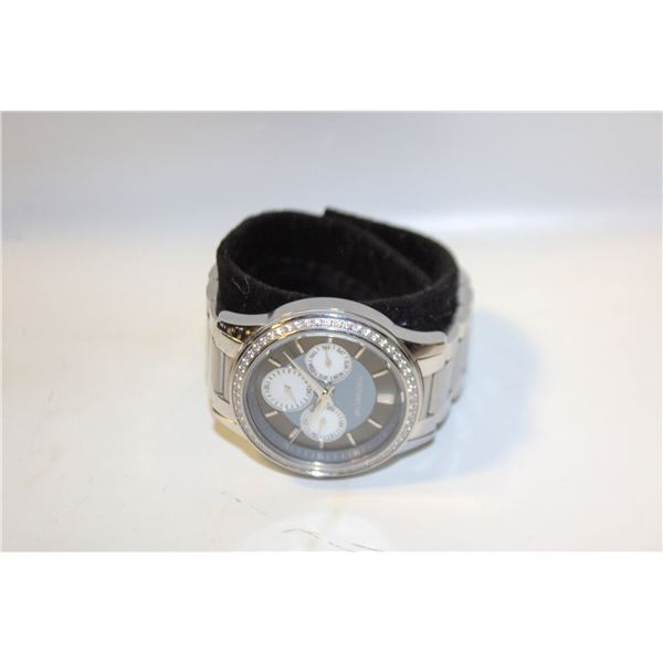 MICHAEL HILL JEWELERS WATCH MODEL 9309A