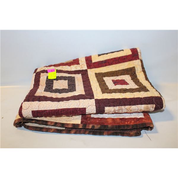 VINTAGE PATCHWORK QUILT-ESTATE