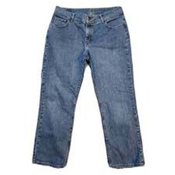 NEW LEE RIDERS SIZE 16 JEANS