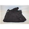 Image 1 : HANES LARGE BLACK TANK TOP