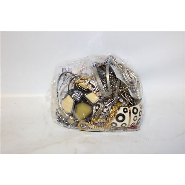 BAG OF VARIOUS COSTUME JEWELRY - ESTATE