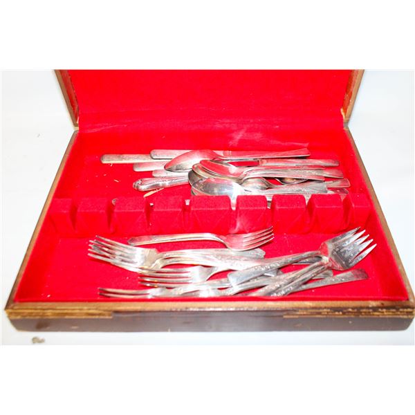 VINTAGE SILVERWARE - REVELATION SILVER PLATE