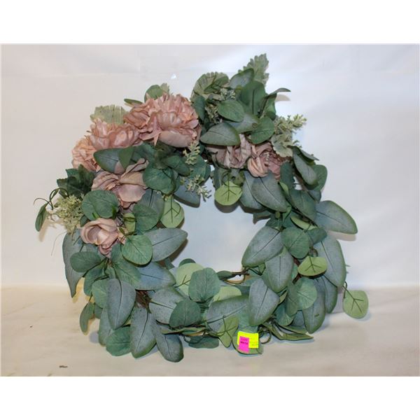 EVERYDAY DÉCOR FLORAL/LEAF WREATH