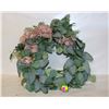 Image 1 : EVERYDAY DÉCOR FLORAL/LEAF WREATH