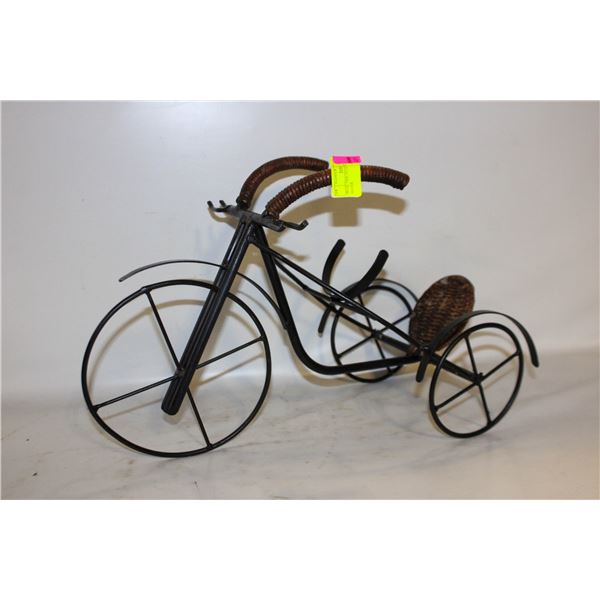 METAL TRICYCLE LIQUOR BOTTLE HOLDER