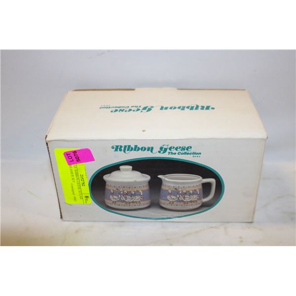 VINTAGE RIBBON GEESE SUGAR AND CREAMER SET