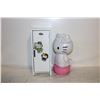 Image 1 : HELLO KITTY STORAGE LOCKER AND NIGHTLIGHT