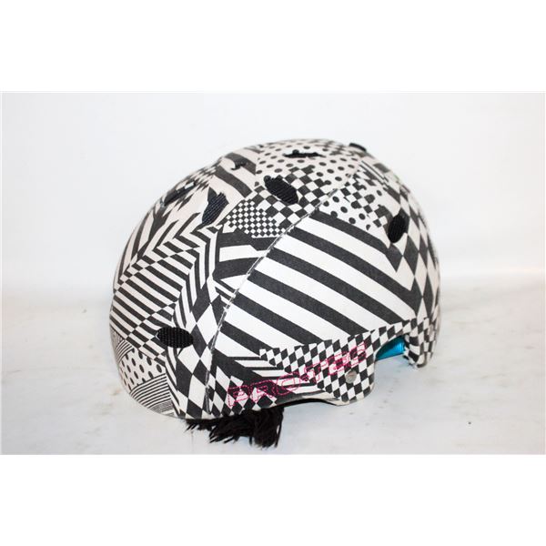 LADIES PRO-TECH SNOWBOARDING HELMET WITH