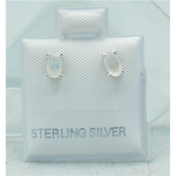 #48-NATURALMOONSTONE STUD EARRINGS
