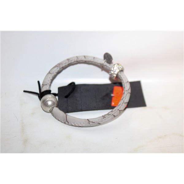 STAMPED LEATHER RHINESTONES BRACELET