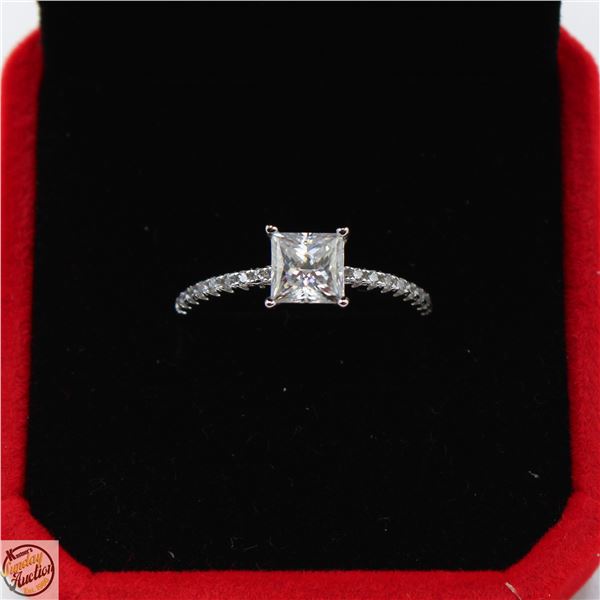 #3560-1.00 CT GRA CERTIFIED PRINCESS CUT MOISSANIT