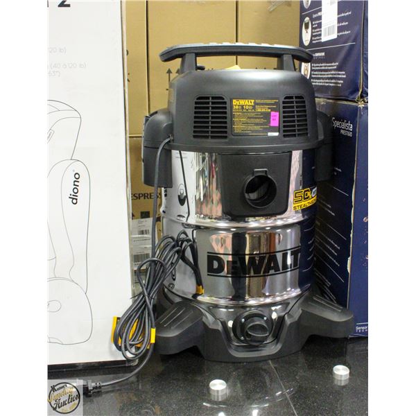 NEW DEWALT 10 GAL STAINLESS STEEL WET/DRY VACUUM