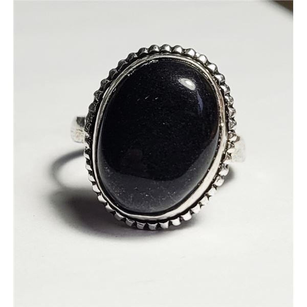 14) BEZEL SET SIZE 6 BLACK ONYX RING