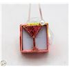Image 1 : NEW MARTIN GLASS BROOCH WITH PEARL AND