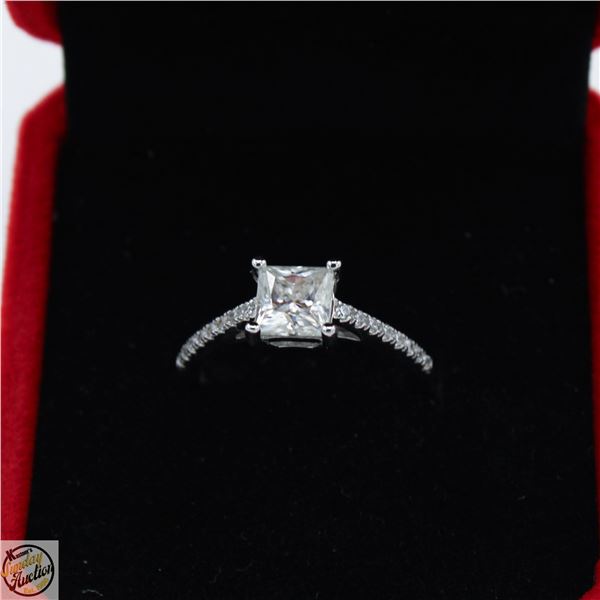 #3661-1.00 CT GRA CERTIFIED PRINCESS CUT MOISSANIT