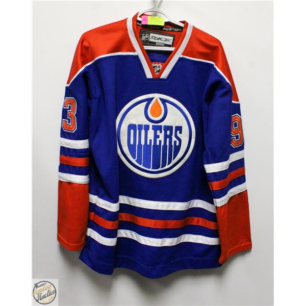 NUGENT HOPKINS JERSEY SIGNATURE LARGE