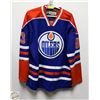 Image 1 : NUGENT HOPKINS JERSEY SIGNATURE LARGE
