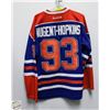 Image 2 : NUGENT HOPKINS JERSEY SIGNATURE LARGE