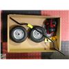 Image 2 : NEW DIRT BIKE TRAINING WHEELS 50CC ADJUSTABLE